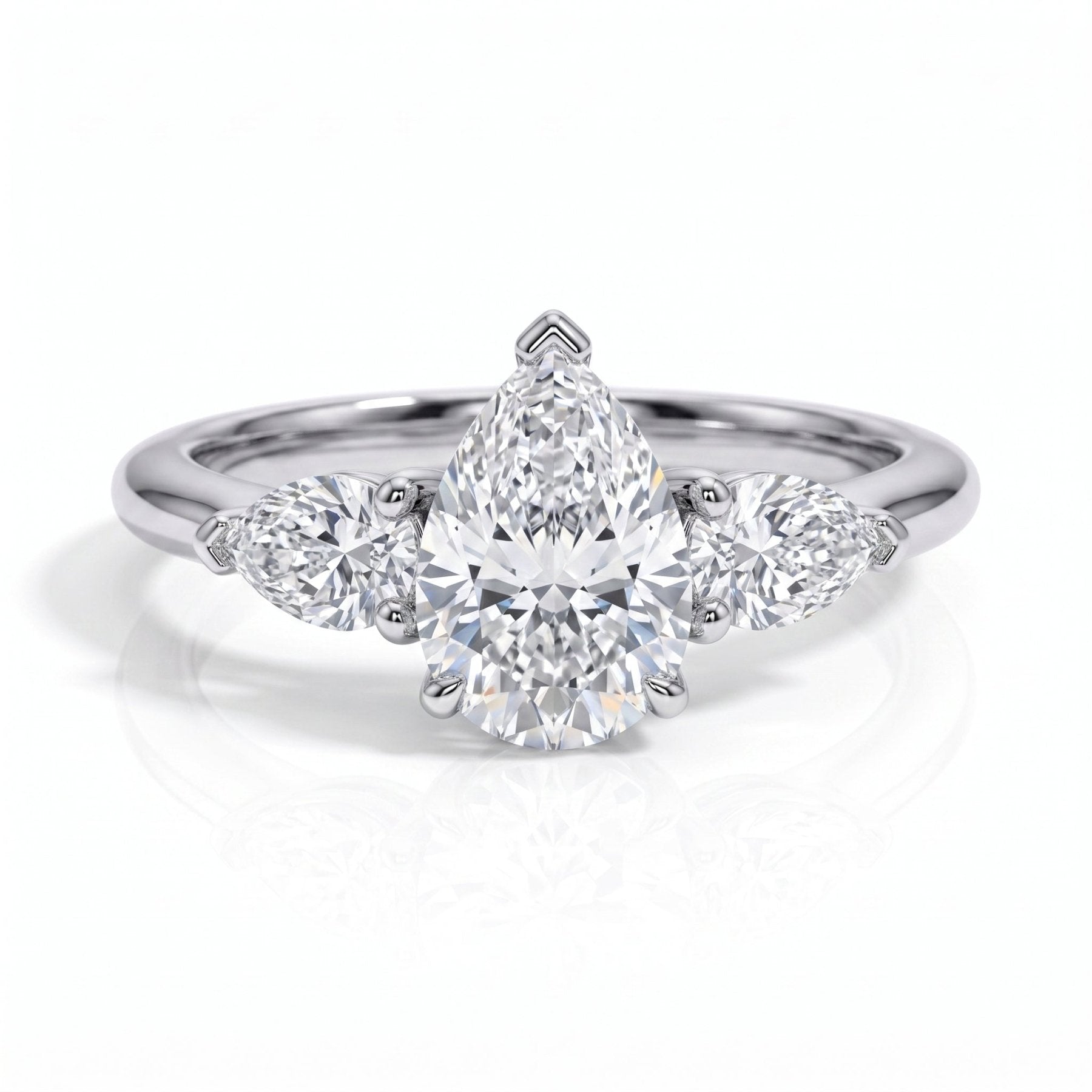 Anel Trilogy Pear Moissanite Moissanite - Momi Jewel