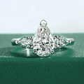 Anel Trilogy Pear Moissanite Moissanite - Momi Jewel