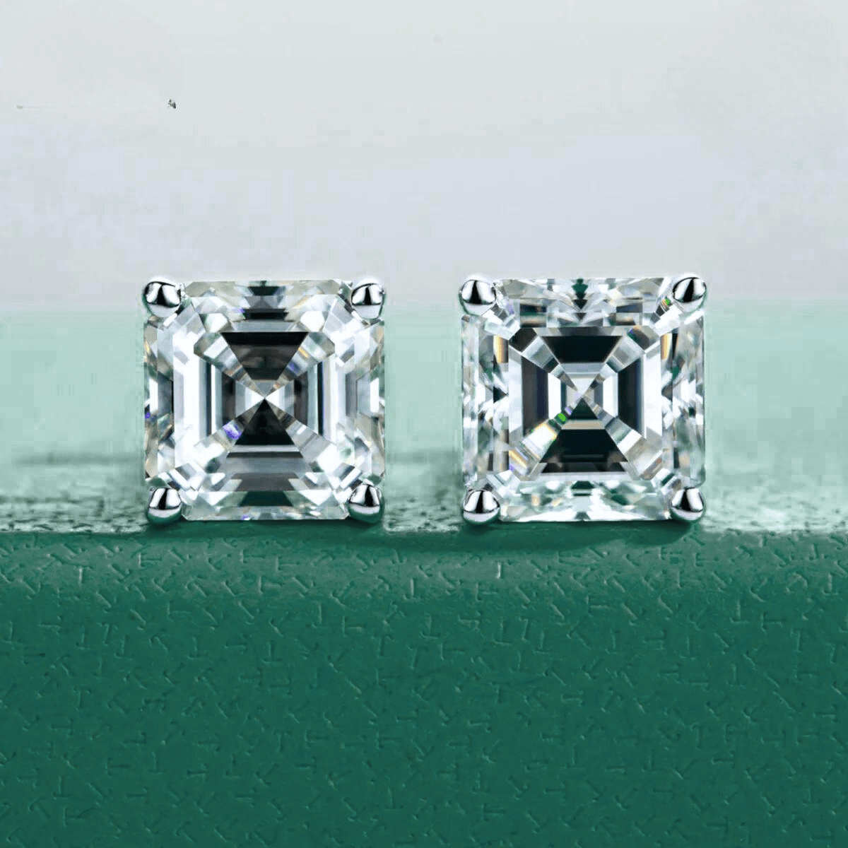 Brinco Asscher Haste em Ouro 10k Moissanite - Momi Jewel
