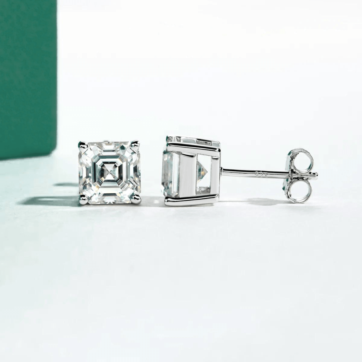 Brinco Asscher Haste em Ouro 10k Moissanite - Momi Jewel