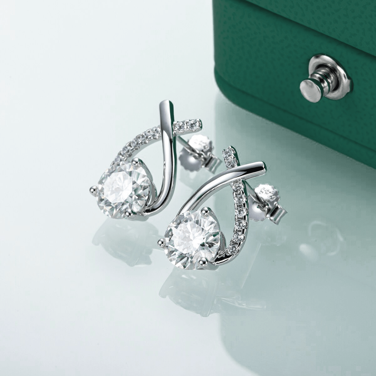 Brinco Aurora Moissanite Moissanite - Momi Jewel