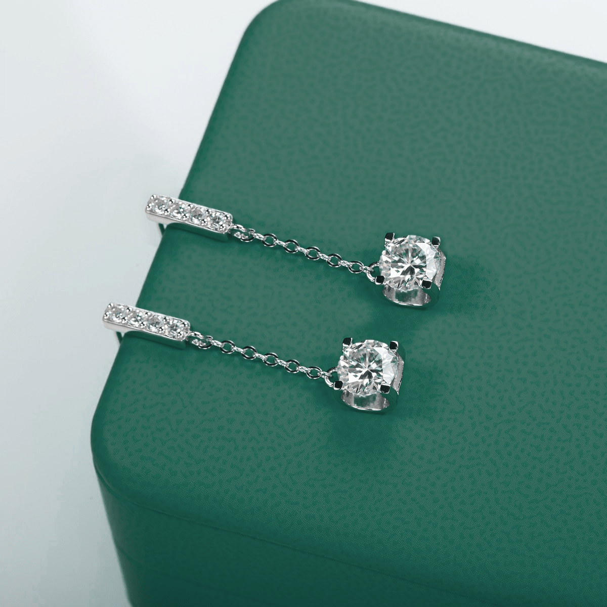 Brinco Celestial Moissanite Moissanite - Momi Jewel