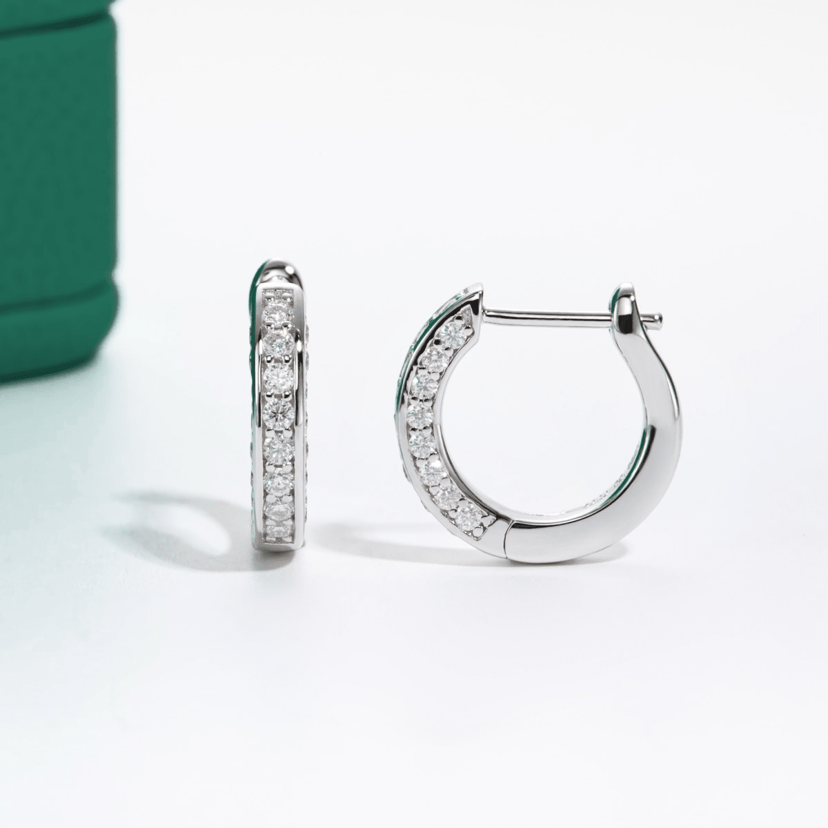 Brinco de Argola Luxury Moissanite Moissanite - Momi Jewel