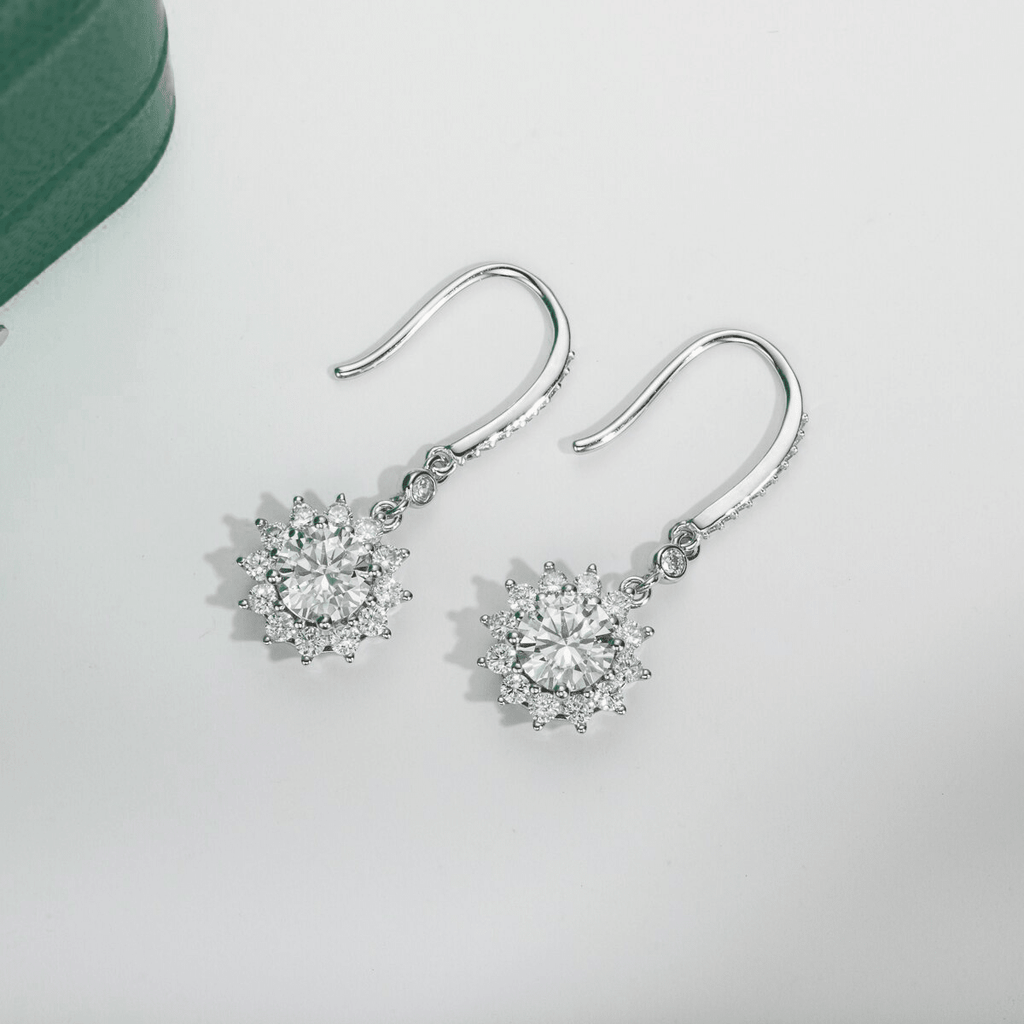 Brinco Gota Girassol Moissanite Moissanite - Momi Jewel