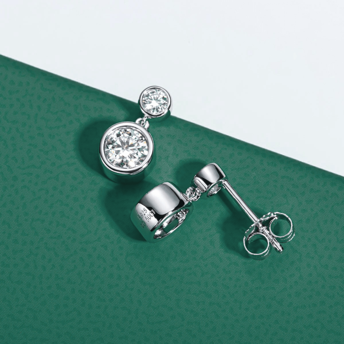 Brinco Par de Luz Moissanite Moissanite - Momi Jewel