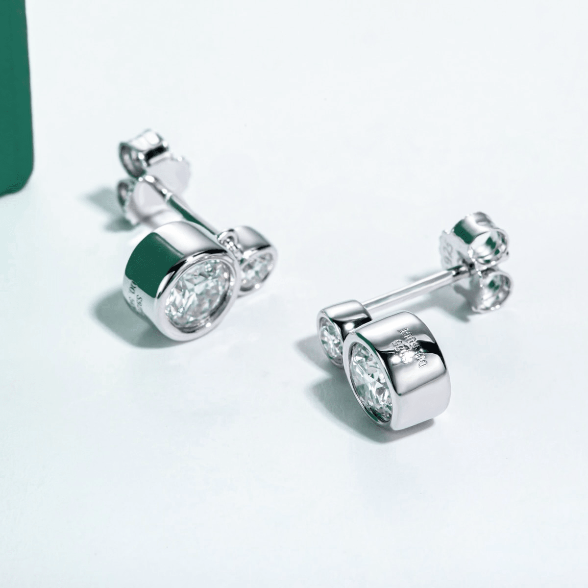 Brinco Par de Luz Moissanite Moissanite - Momi Jewel