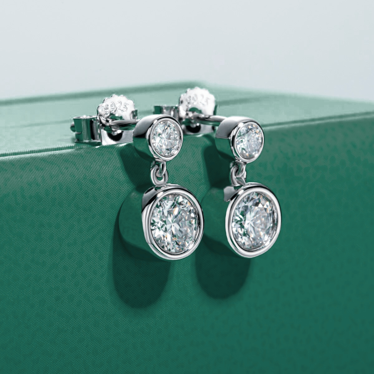 Brinco Par de Luz Moissanite Moissanite - Momi Jewel