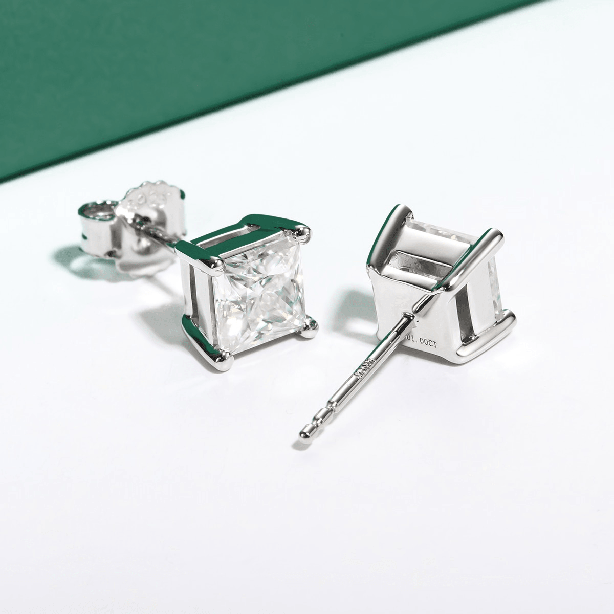Brinco Princesa Haste em Ouro 10k Moissanite - Momi Jewel