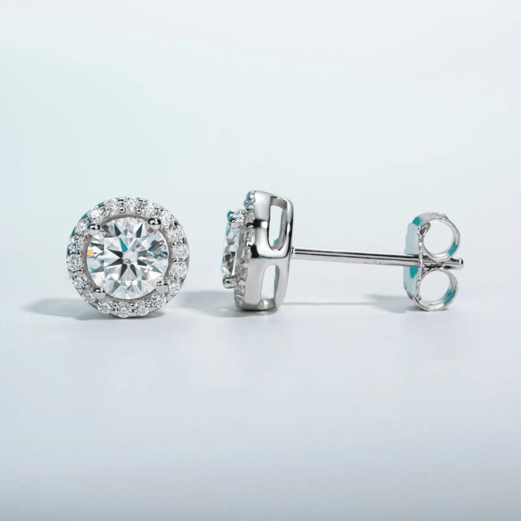 Brinco Round Moissanite Moissanite - Momi Jewel