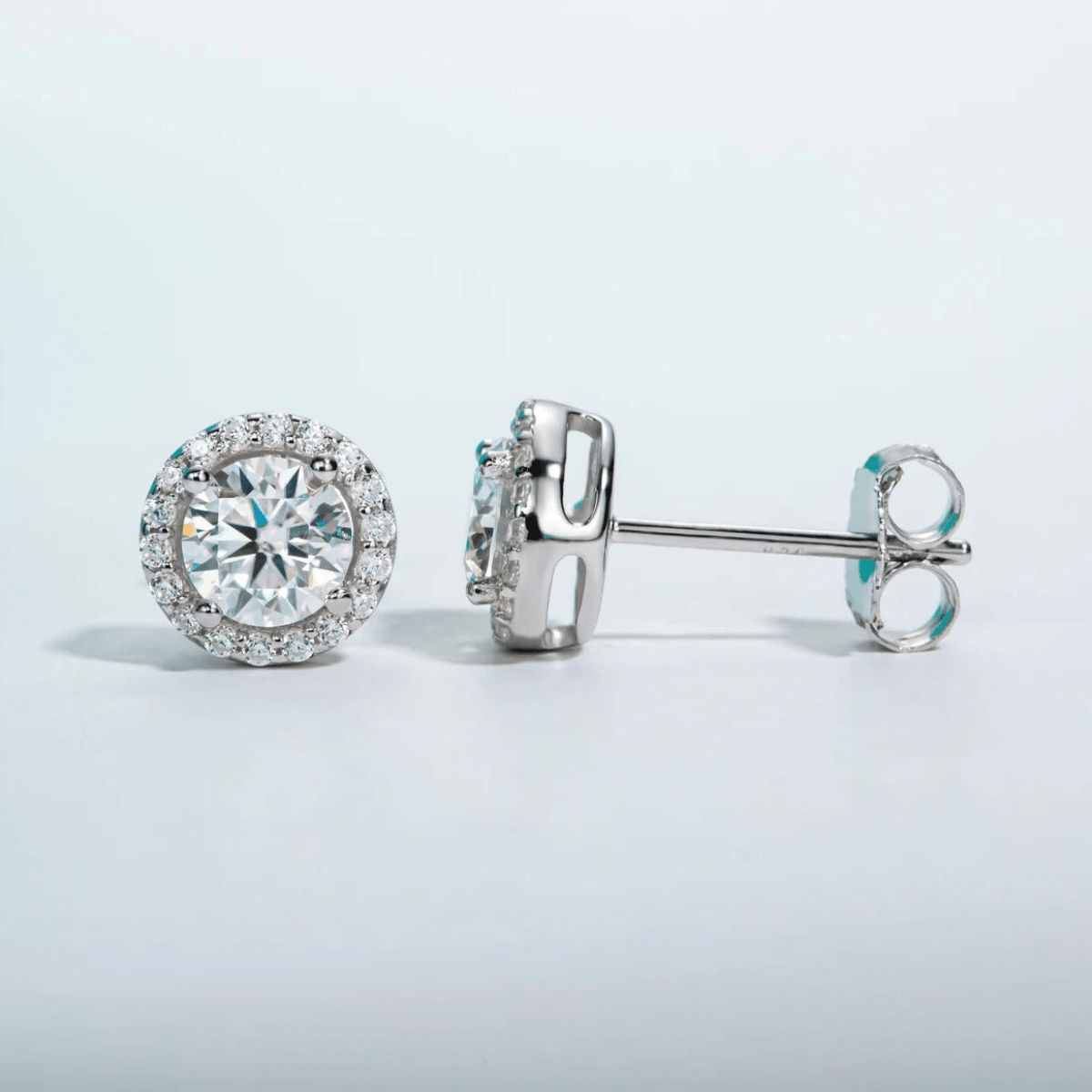Brinco Round Moissanite Moissanite - Momi Jewel