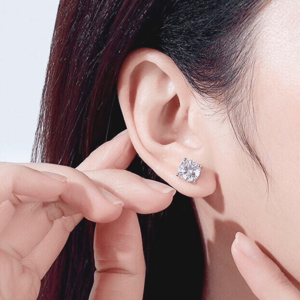 Brinco Solitário 4 Garras Moissanite Moissanite - Momi Jewel