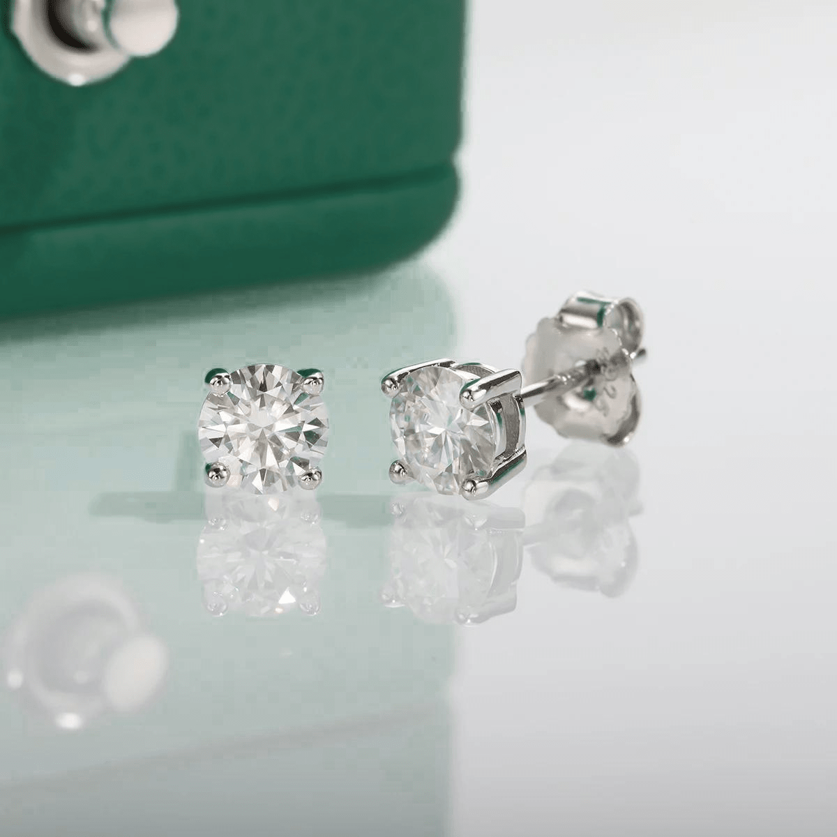 Brincos 4mm Moissanite Moissanite - Momi Jewel