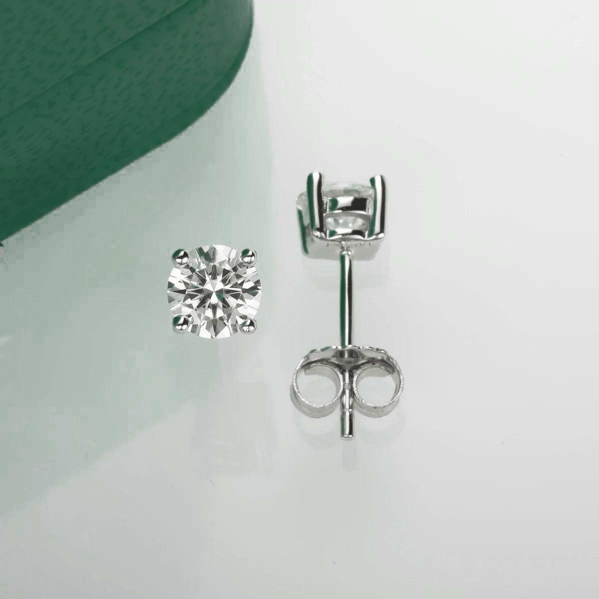 Brincos 4mm Moissanite Moissanite - Momi Jewel