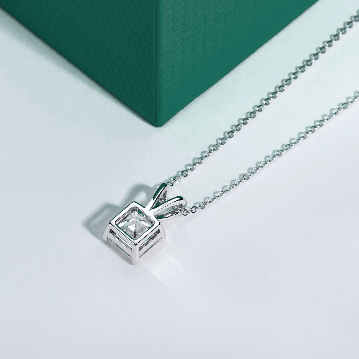 Colar Asscher Moissanite Moissanite - Momi Jewel