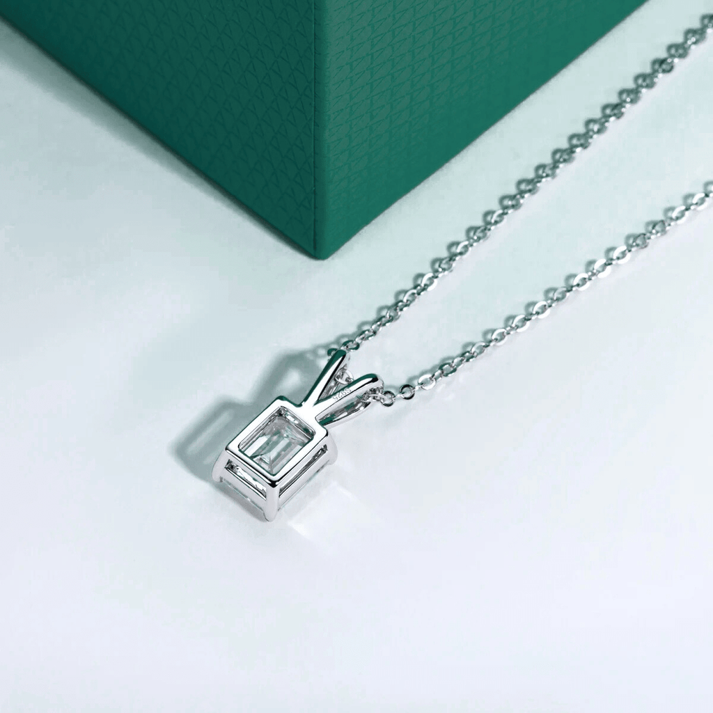 Colar Esmeralda Moissanite Moissanite - Momi Jewel