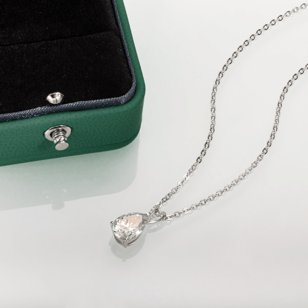 Colar Pear Moissanite Moissanite - Momi Jewel