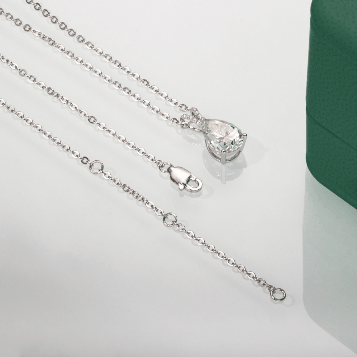 Colar Pear Moissanite Moissanite - Momi Jewel