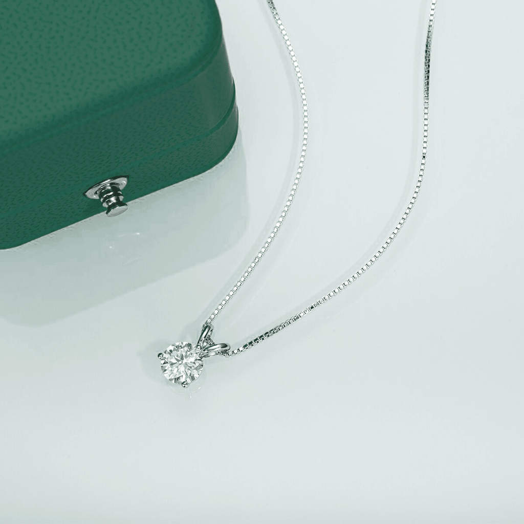 Colar Ponto de Luz 3 Garras Moissanite Moissanite - Momi Jewel