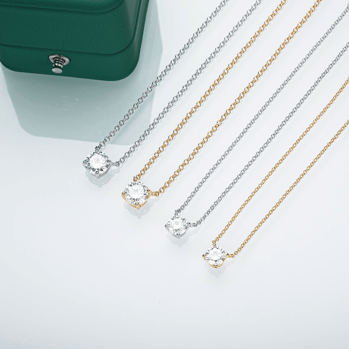 Colar Ponto de Luz 4 Garras Moissanite Moissanite - Momi Jewel