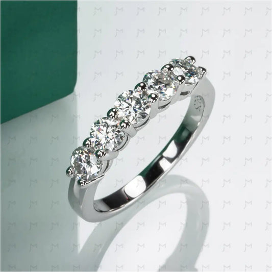 Meia Aliança 150 Pontos Moissanite Meia Aliança