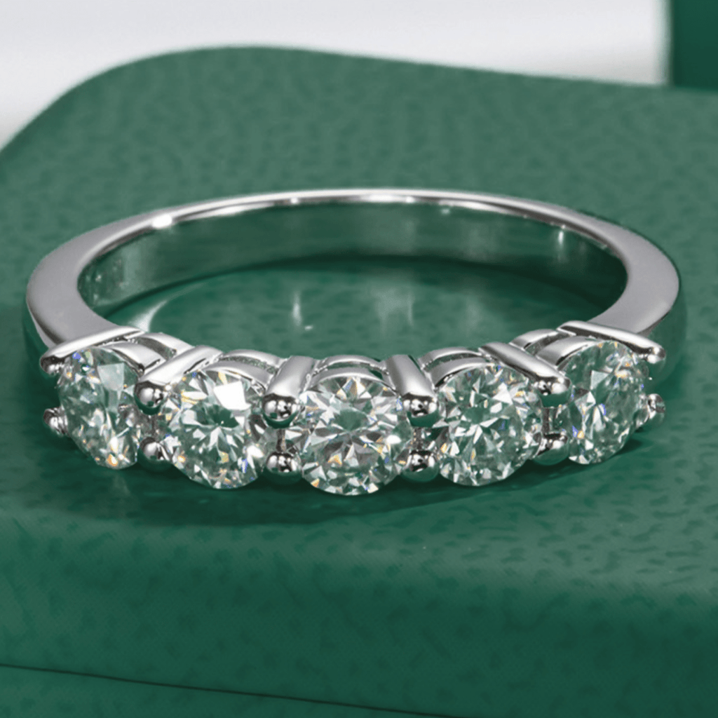 Meia Aliança 150 Pontos Moissanite Moissanite - Momi Jewel