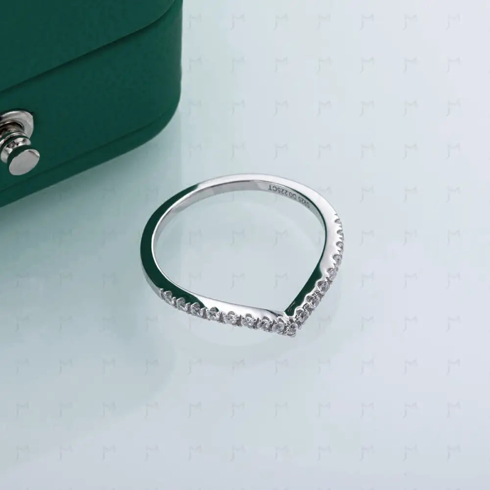 Meia Aliança Coração Moissanite Meia Aliança