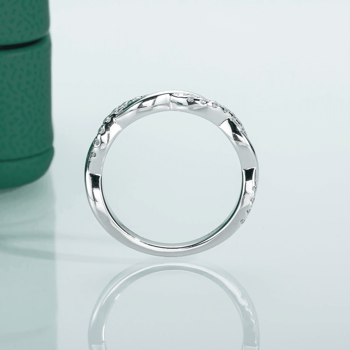 Meia Aliança Cross Moissanite Moissanite - Momi Jewel