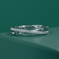 Meia Aliança Cruz Moissanite Moissanite - Momi Jewel
