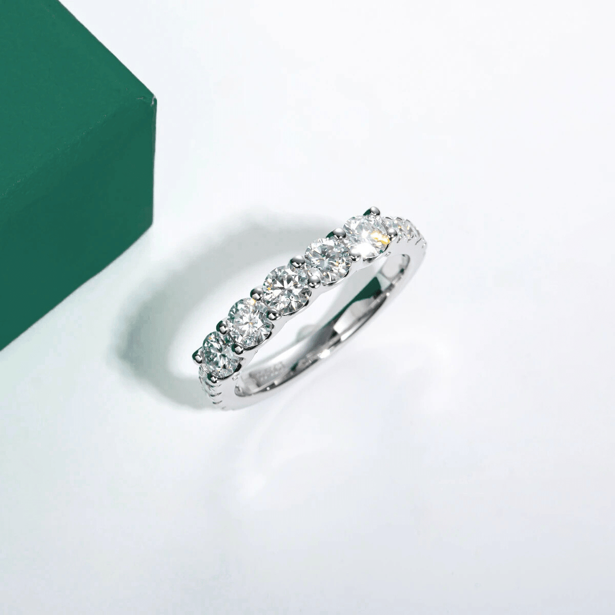 Meia Aliança Eterna Moissanite Moissanite - Momi Jewel