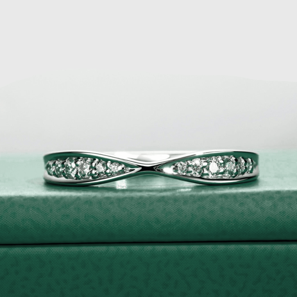 Meia Aliança Infinity Moissanite Moissanite - Momi Jewel