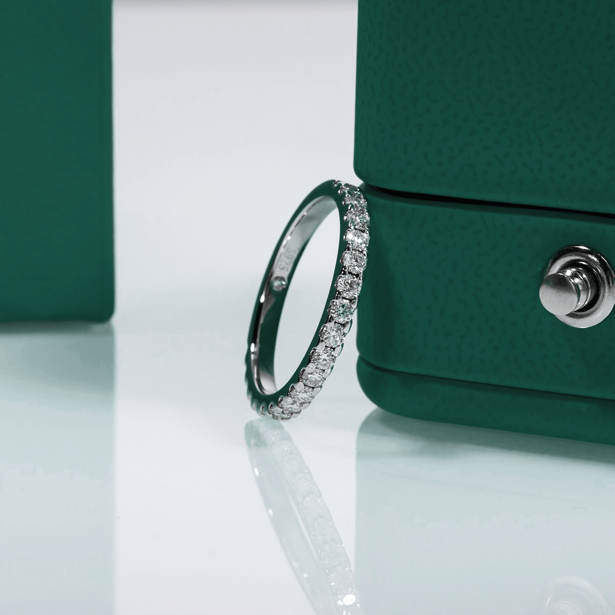 Meia Aliança Moissanite Moissanite - Momi Jewel