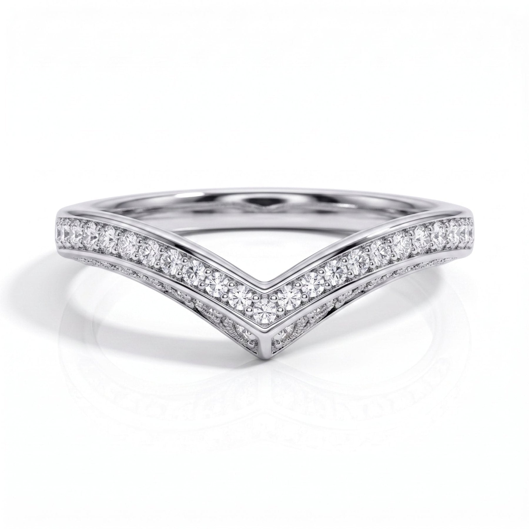 Meia Aliança V Design Moissanite Moissanite - Momi Jewel