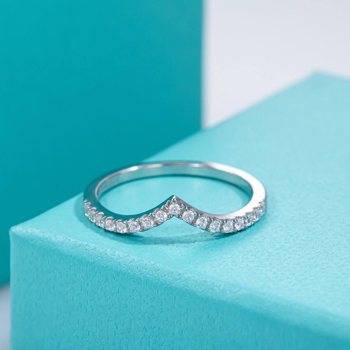 Meia Aliança Coração Moissanite