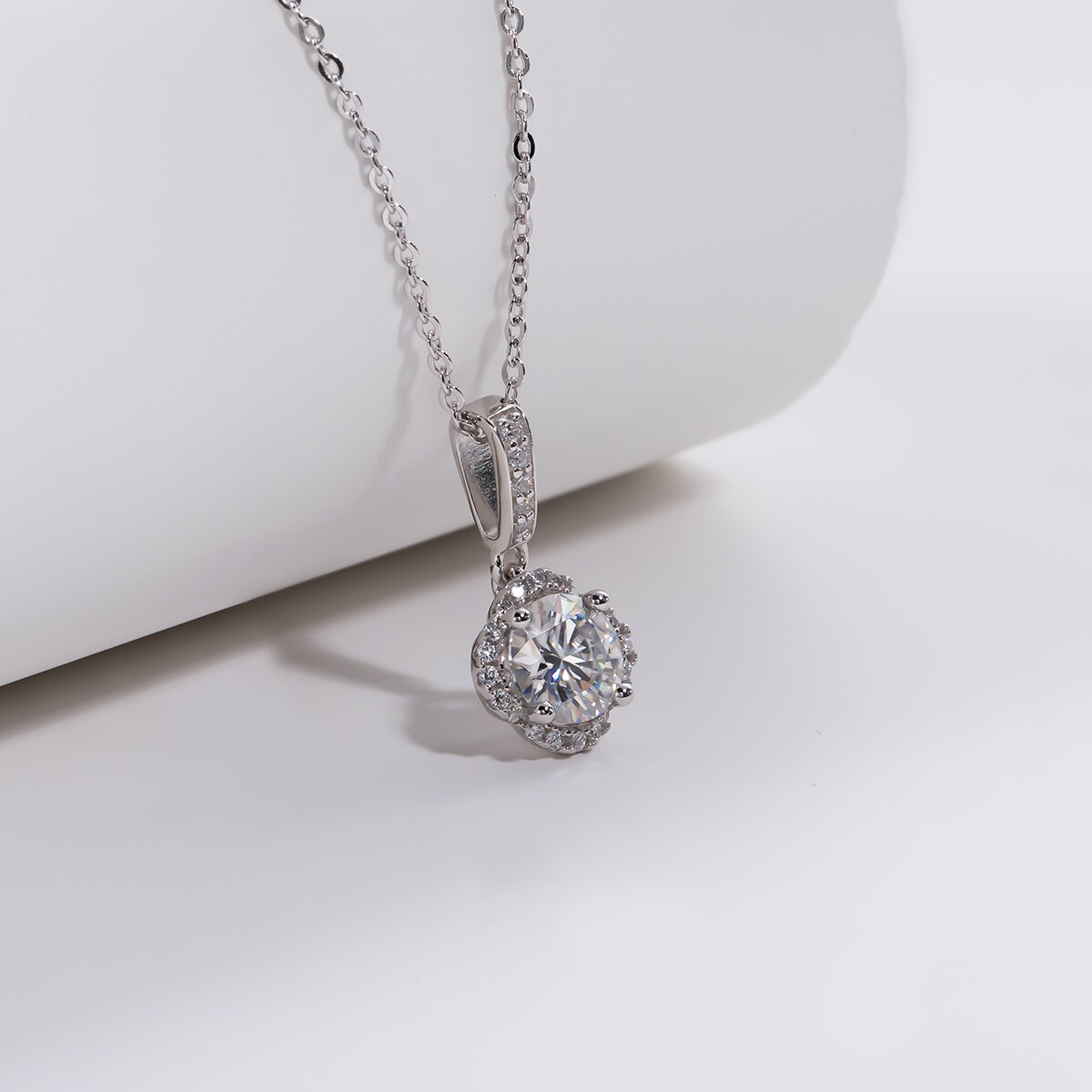 Colar Trevo 4 Folhas Moissanite